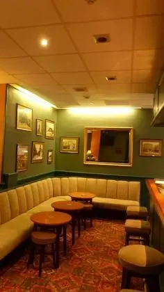 The Waverley Hotel - Yerinde Yemek