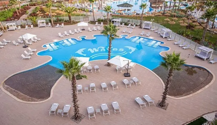 Waves Aqua Hotel - Havuz