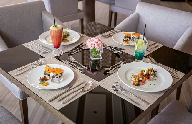 Waves Aqua Hotel - Yerinde Yemek