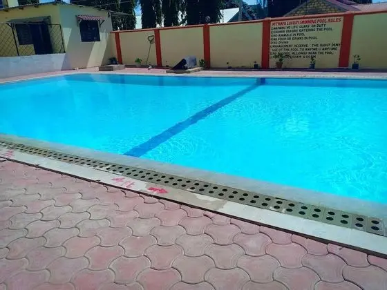 Wawa Luxury apartments - Havuz