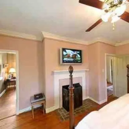 The Wayside Inn Bed & Breakfast