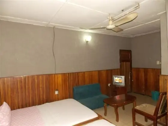 Wazobia Plaza Hotel Annex