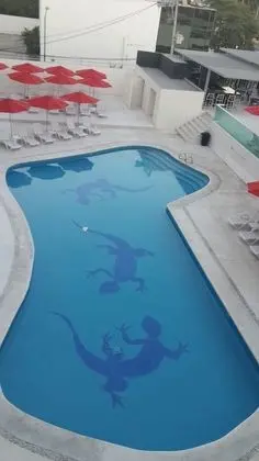 We Hotel Acapulco - Havuz