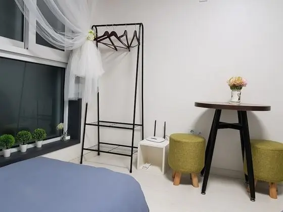 We Home Guesthouse - Hostel