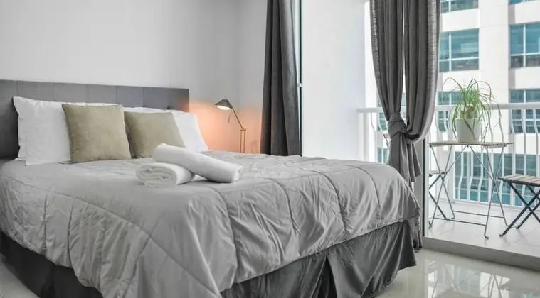 We host Fascinating Studio at Brickell - Oda
