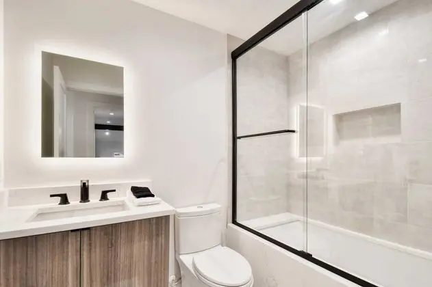 Webster by Avantstay Central Location w/ Hot Tub and Patio - İç Mekan