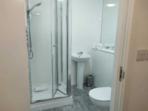 Week2Week 1BR City Centre Apartment - Banyo Tipleri