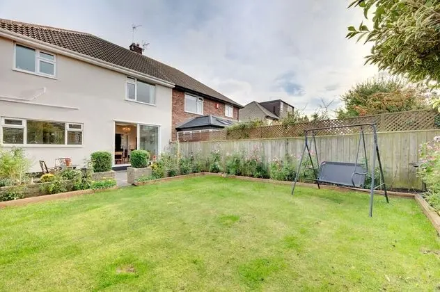 Week2Week The Broadway - 3 Bed Coastal Property