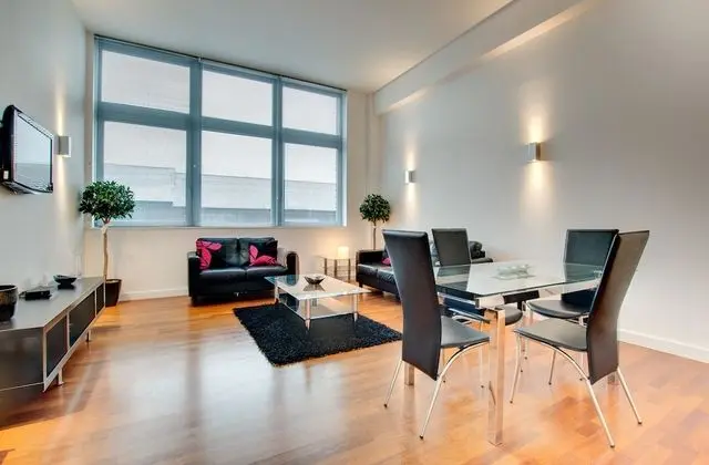 Week2Week Executive Flat Newcastle