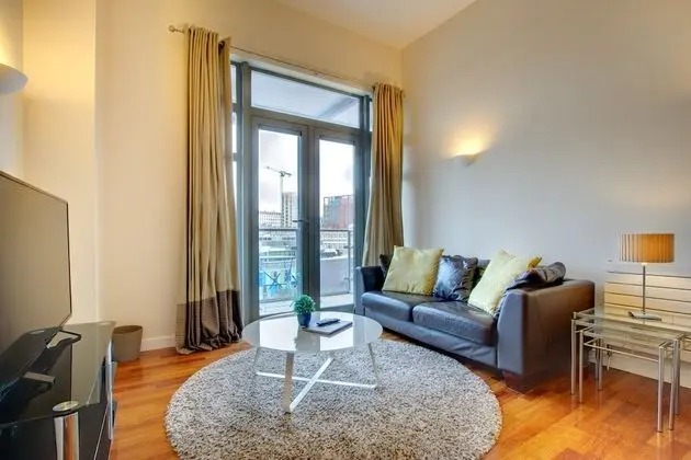 Week2Week Fabulous 1 Bedroom City Centre Apartment