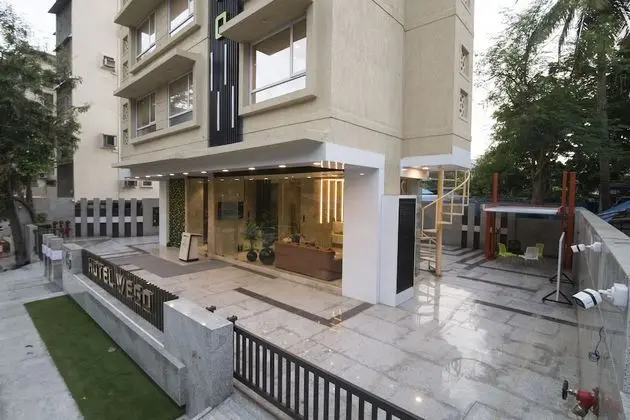 Hotel Wego - Dış Mekan