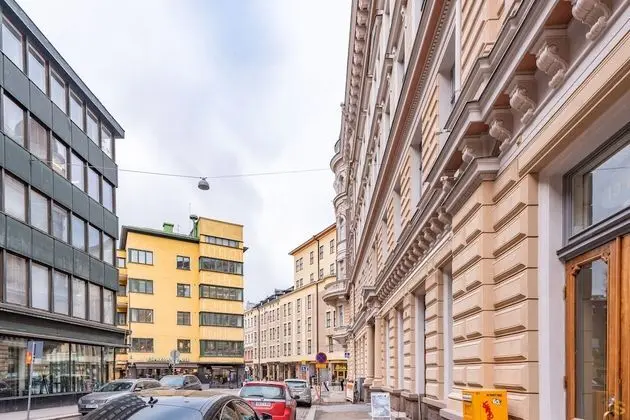 WeHost Pieni Roobertinkatu 13