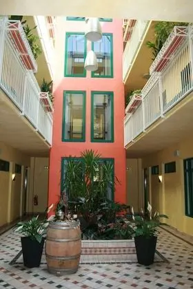 Weinhotel Atrium - Lobi