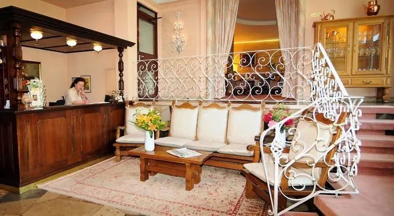 Hotel Weingärtner - Genel