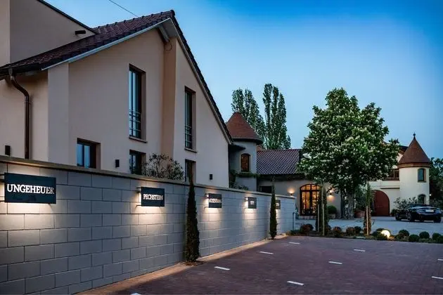 Weingut & Landhotel Lucashof