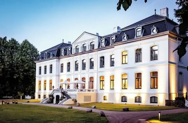 Weissenhaus Grand Village Resort & SPA - Dış Mekan