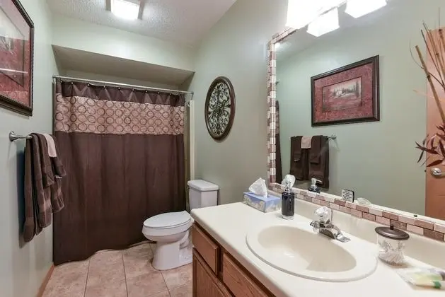 Welcome Inn- Pools - Great Balcony - Trails to Fishing -SO Close to Sdc!! - Banyo Tipleri