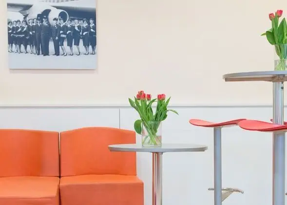 Hotel Welcome Inn Zurich Airport - Lobi
