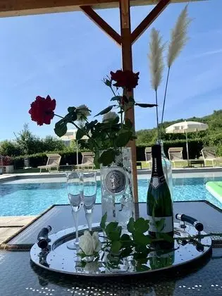 Welcome to Lush Tuscany and Beautiful Villa Adriano