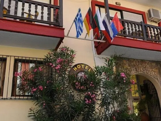 Welcome To Hotel Petunia, In Neos-marmaras,xalkidiki ,greece, Triple Room - Öne Çıkan Resim