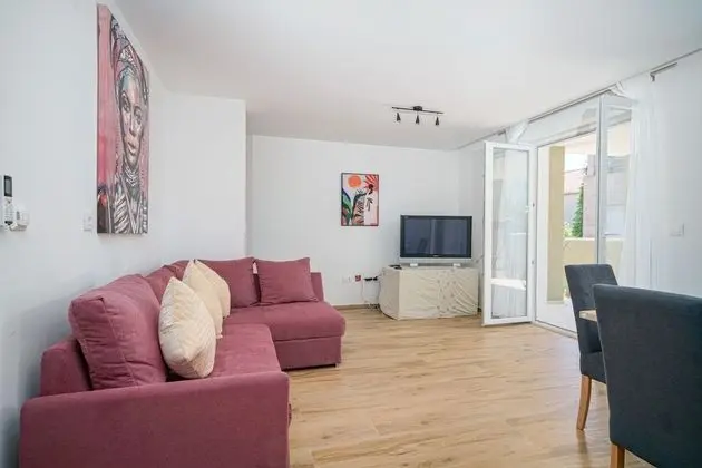 Welcome to Pina Tourist Apartments