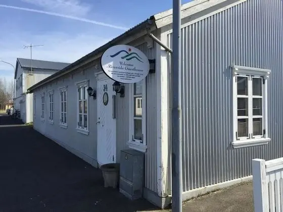 Welcome Riverside Guesthouse