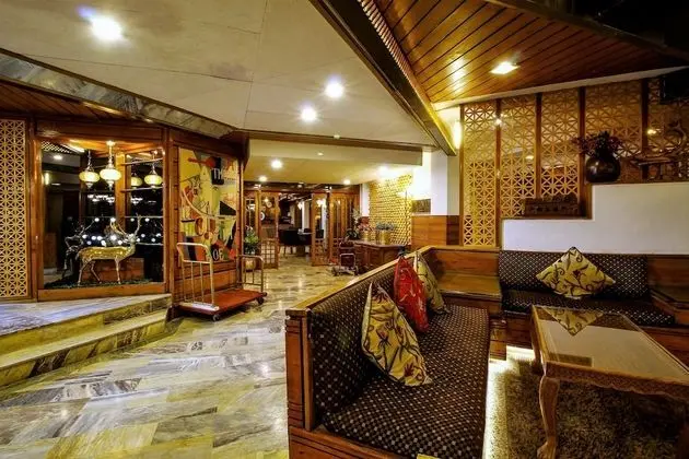 Welcome Hotel at Srinagar - Lobi