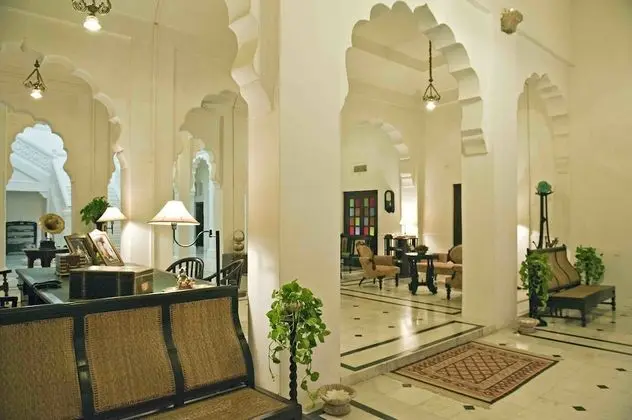 WelcomHeritage Bal Samand Lake Palace - Lobi