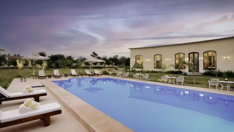 WelcomHeritage Cheetagarh Resort and Spa - Havuz