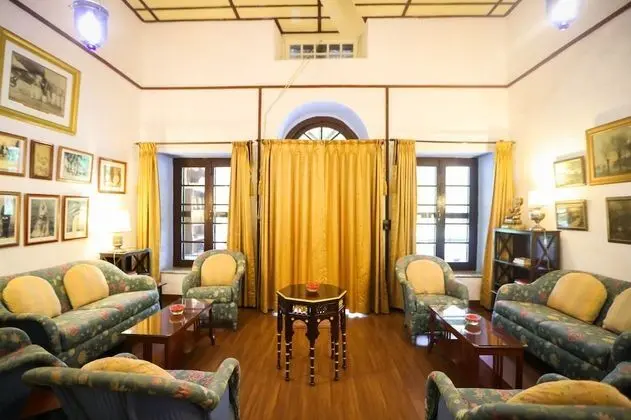 WelcomHeritage Connaught House - Lobi