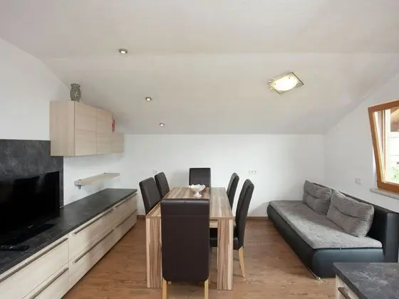 Welcoming Apartment in Hollersbach im Pinzgau near Ski Area - Öne Çıkan Resim