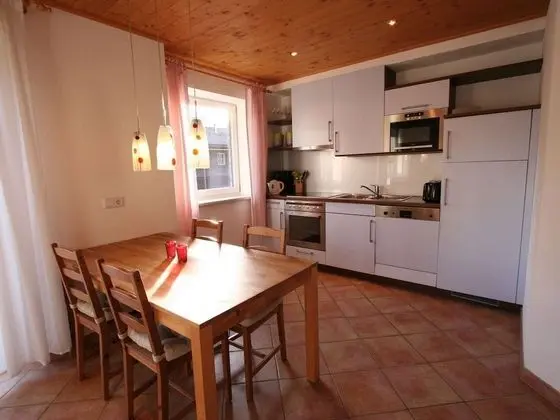 Welcoming Apartment near Ski Area in Tyrol - Mutfak