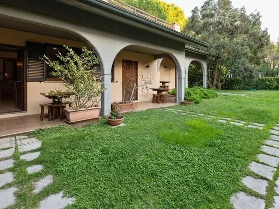 Welcoming Apartment in Scarlino With Terrace