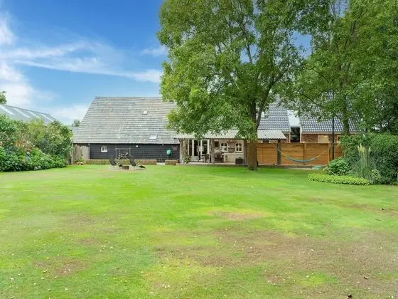 Welcoming Farmhouse in Elsendorp With Garden - Dış Mekan