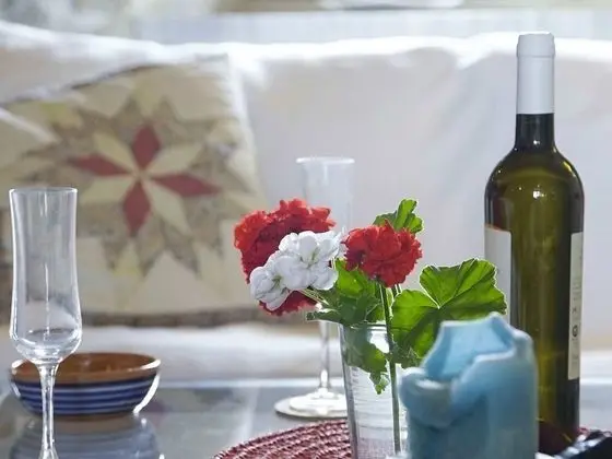 Welcoming Holiday Home With Garden in Leonidio - İç Mekan