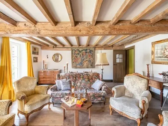 Welcoming Holiday Home in Vresse-sur-semois With Terrace - Oda Düzeni