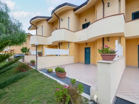 Welcoming Villa in Paestum With Private Terrace - Dış Mekan