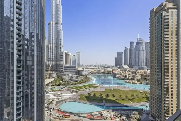 WelHome - Luxury Apartment Facing Burj Khalifa With Terrace