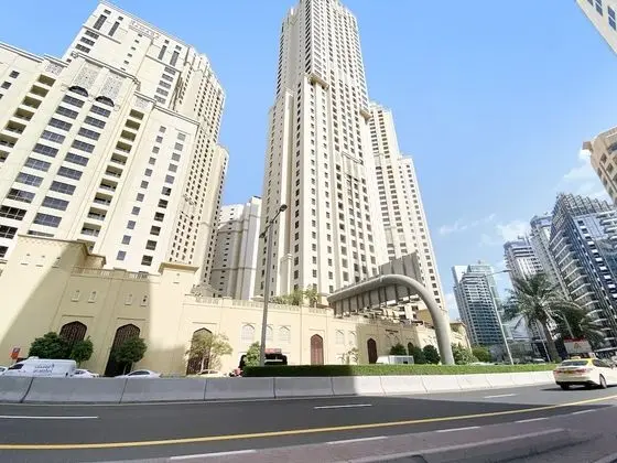 WelHome - Waterfront Family-Size Apt With JBR Beach Access - Dış Mekan