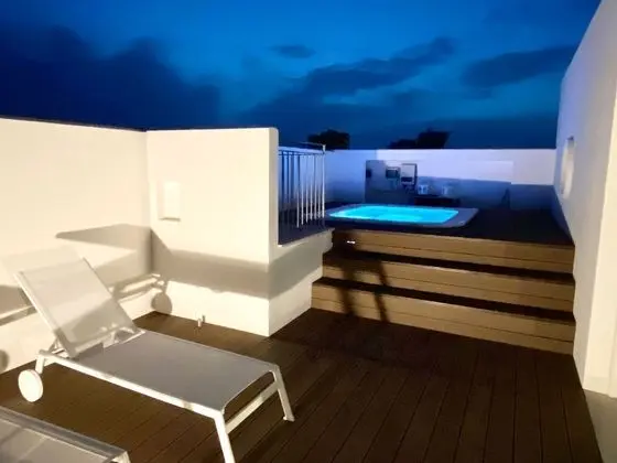WeLive Trapani luxury apartments & pool
