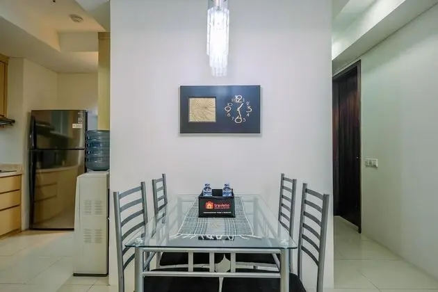 Well Appointed 2BR at Kemang Village Apartment - Oda Düzeni
