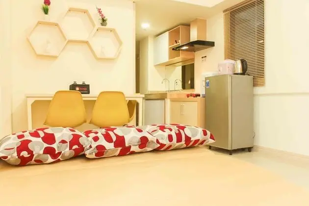 Well Appointed and Comfort 2BR at Meikarta Apartment - İç Mekan