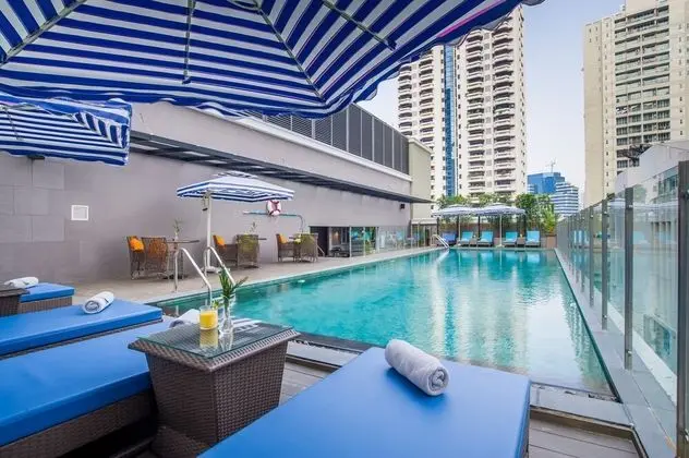 Well Hotel Bangkok Sukhumvit 20 - Havuz