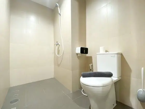 Well Furnished And Cozy Studio At Gateway Park Lrt City Bekasi Apartment