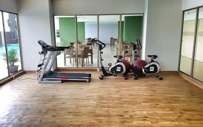 Well Furnished And Private 2Br Mekarwangi Square Cibaduyut Apartment - Fitness