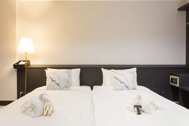 Well Timed Hotel - Öne Çıkan Resim