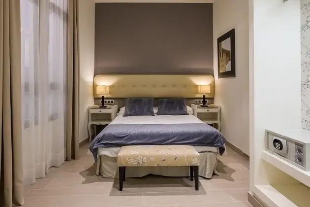 Welldone Cathedral Suites - Oda