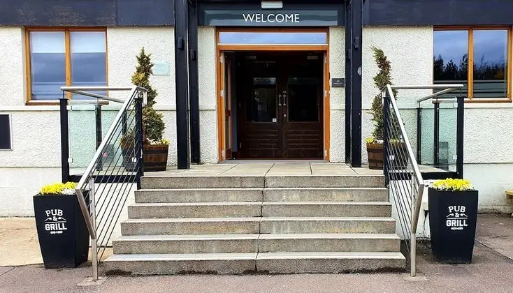 The Wellington Hotel by Greene King Inns - Dış Mekan
