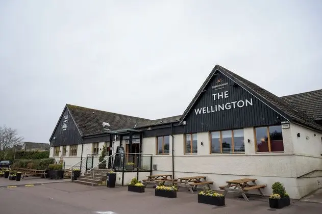 The Wellington Hotel by Greene King Inns - Öne Çıkan Resim