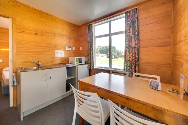 Wellington TOP 10 Holiday Park - Mutfak